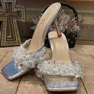 NEW~HOT~BEAUTIFUL Sexy Gem Stiletto Heel Sandals Silver 2-3" heels Size 9 Med